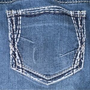 Maurice’s  Women’s Sz 16 Faded Blue Destroyed Holes Straight Leg Mid Rise Denim